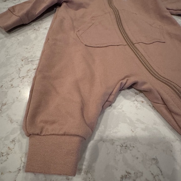 Nike Essentials Baby Hooded Coverall - Picture 5 of 11